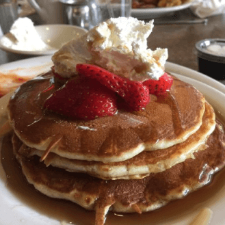 16:00 カフェで休憩 The Original Pancake House カロスキル店 (가로수길점)